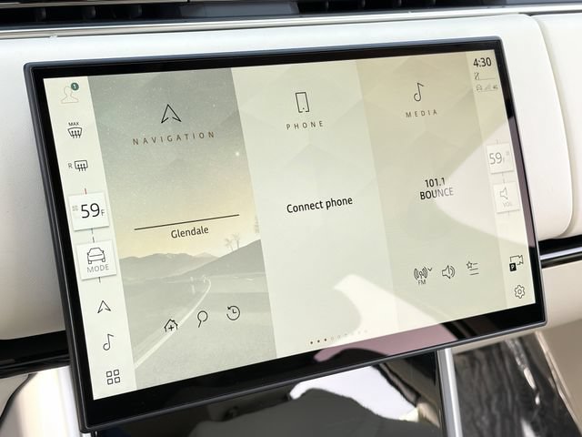 Used 2025 Land Rover Range Rover Autobiography AWD/4WD image 13