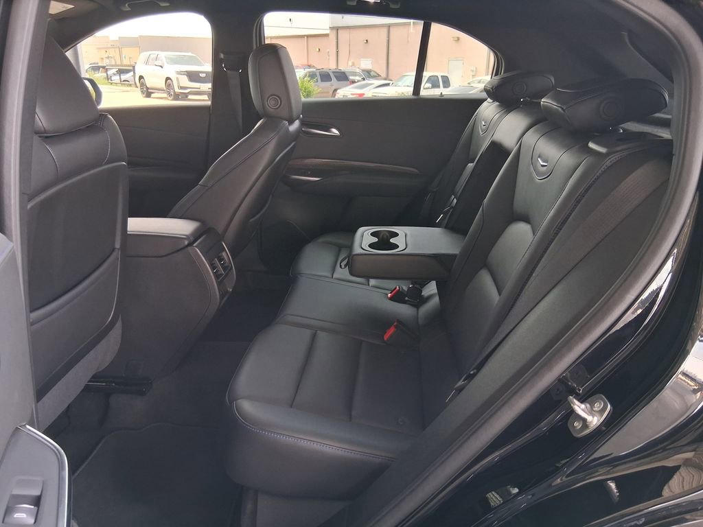 Used 2025 Cadillac XT4 Sport FWD image 25