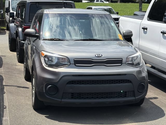 Used 2017 Kia Soul w/ Convenience Package FWD image 3