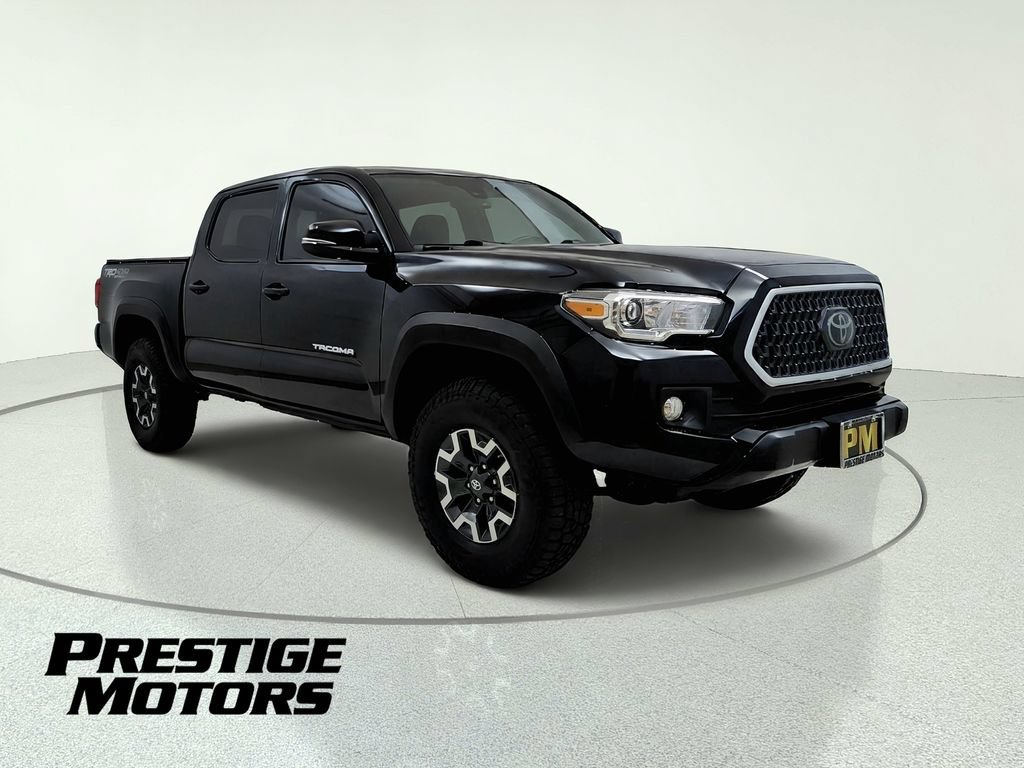 Used 2018 Toyota Tacoma TRD Off-Road w/ Technology Package AWD/4WD image 10
