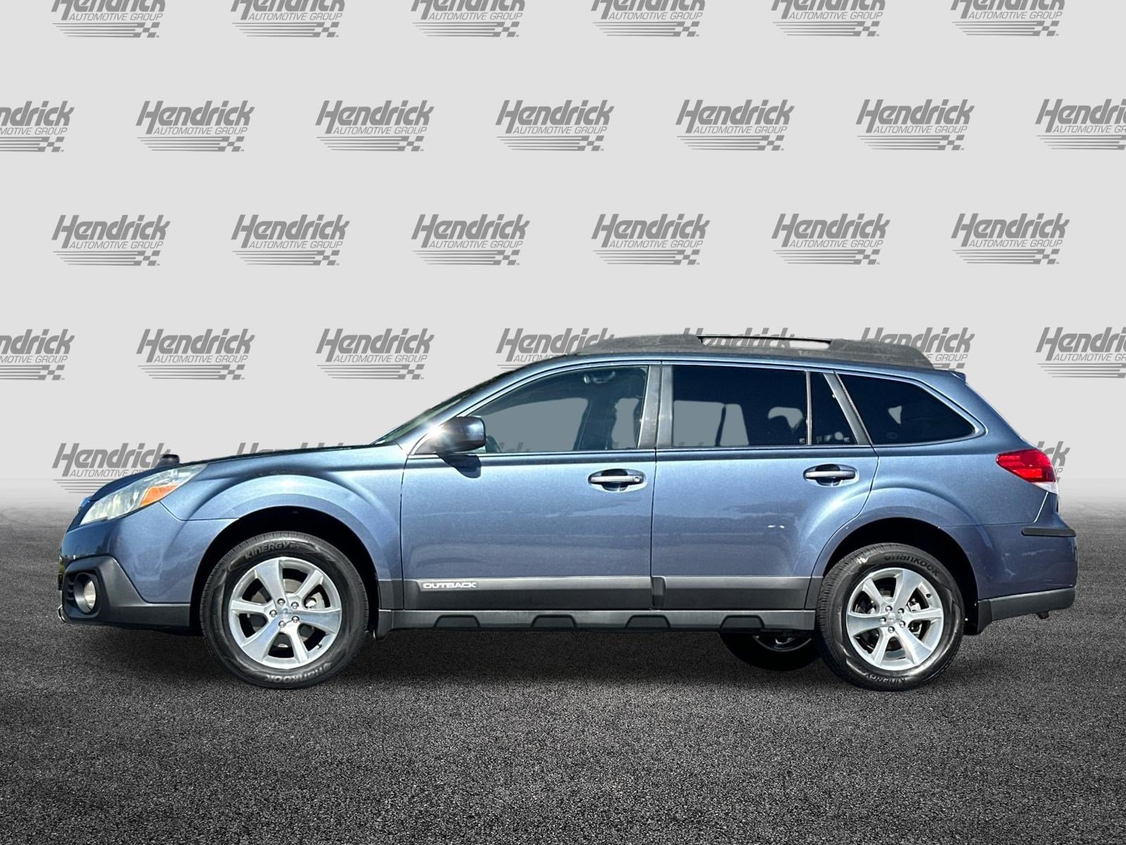 Used 2013 Subaru Outback 2.5i Limited AWD/4WD image 8