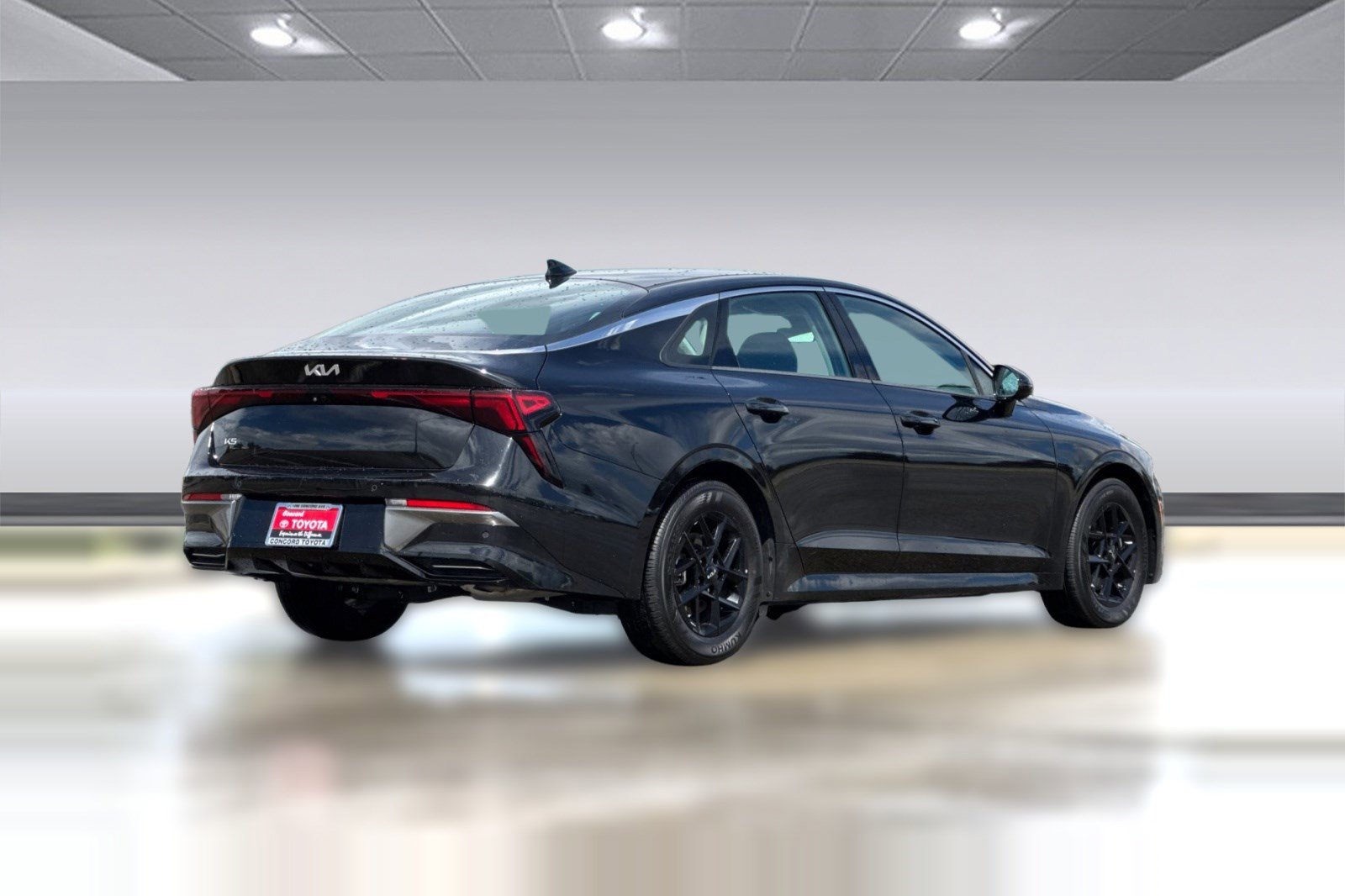 Used 2025 Kia K5 LXS image 3