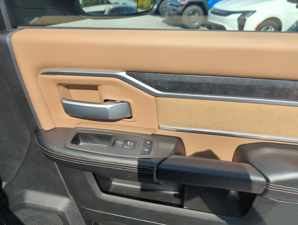 Used 2022 RAM 2500 Big Horn AWD/4WD image 30