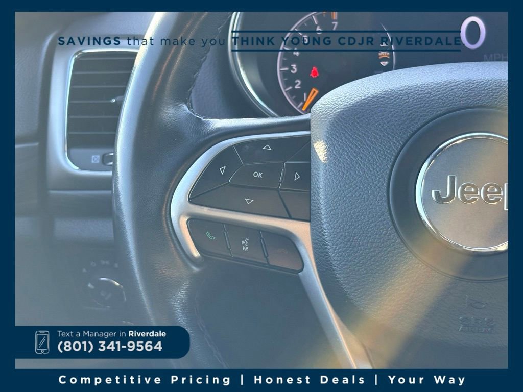 Used 2022 Jeep Grand Cherokee Laredo X image 20