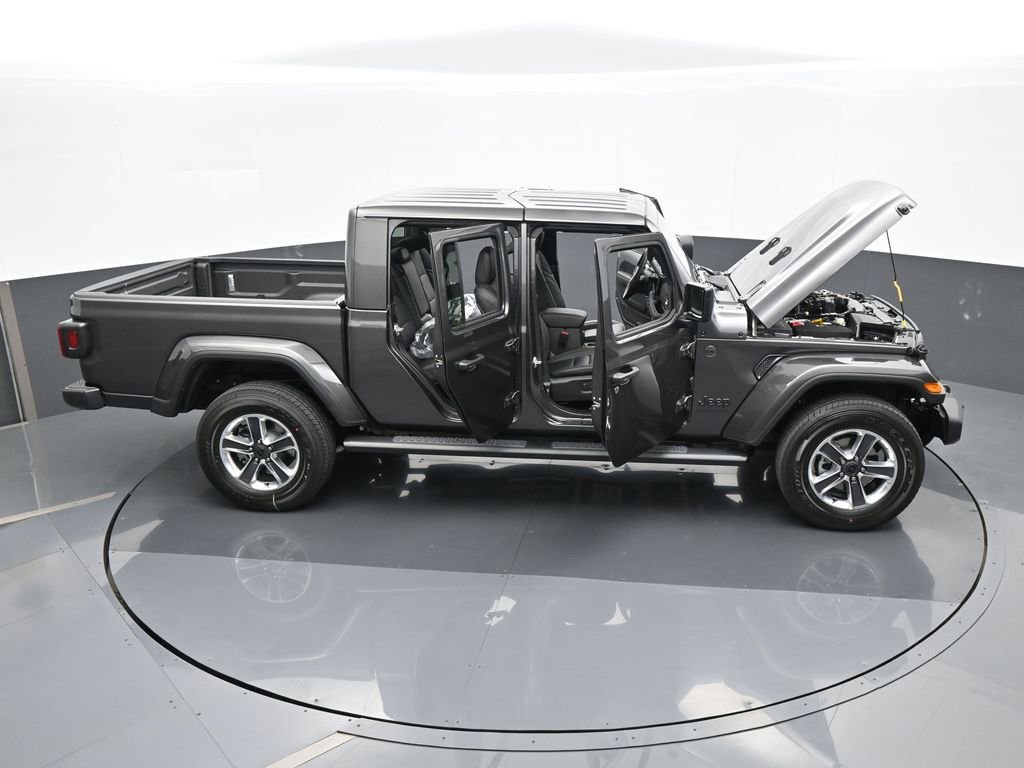 Used 2024 Jeep Gladiator Sport w/ Premium Package image 71