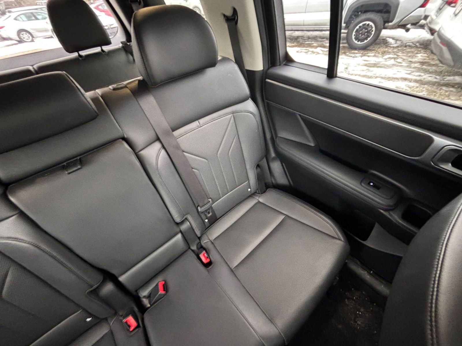 Used 2025 Hyundai Santa Fe SEL image 39