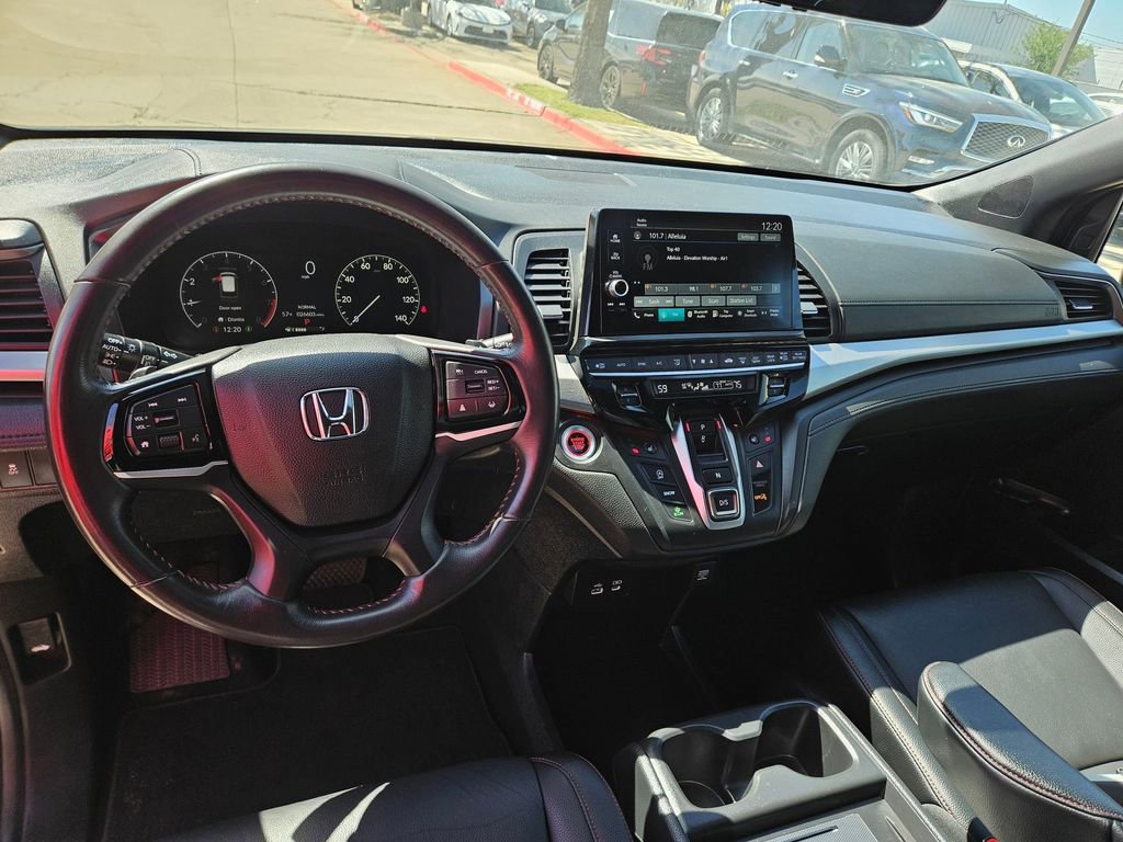 Used 2025 Honda Odyssey Sport-L image 16
