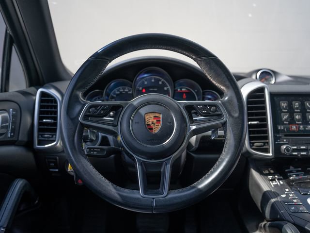 Certified 2017 Porsche Cayenne Platinum Edition AWD/4WD image 23