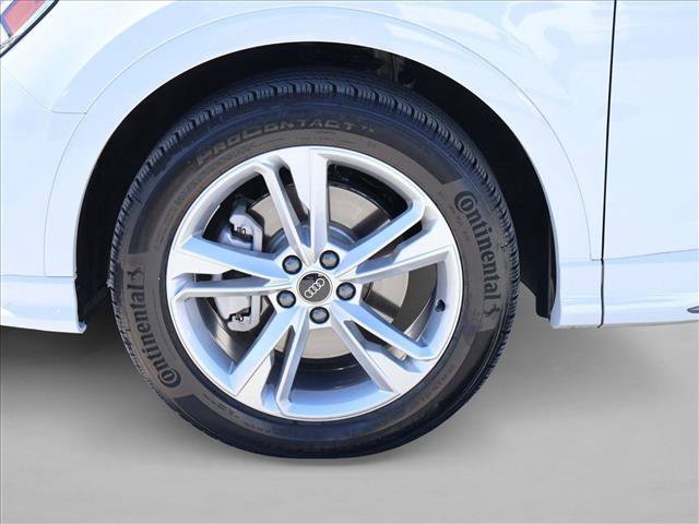 Used 2023 Audi Q3 2.0T Premium Plus w/ Premium Plus Package AWD/4WD image 29