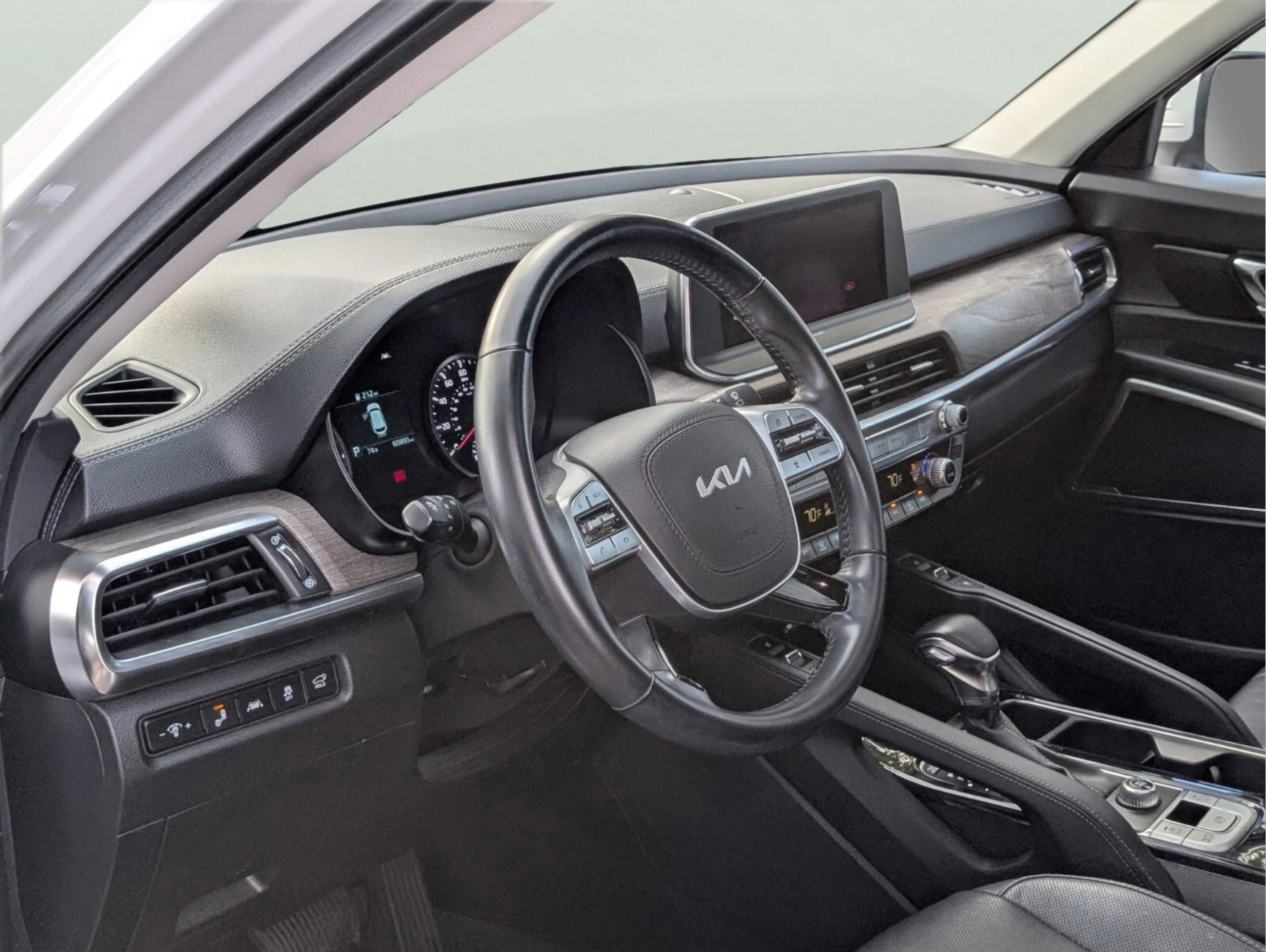 Certified 2022 Kia Telluride EX w/ EX Premium Package image 12