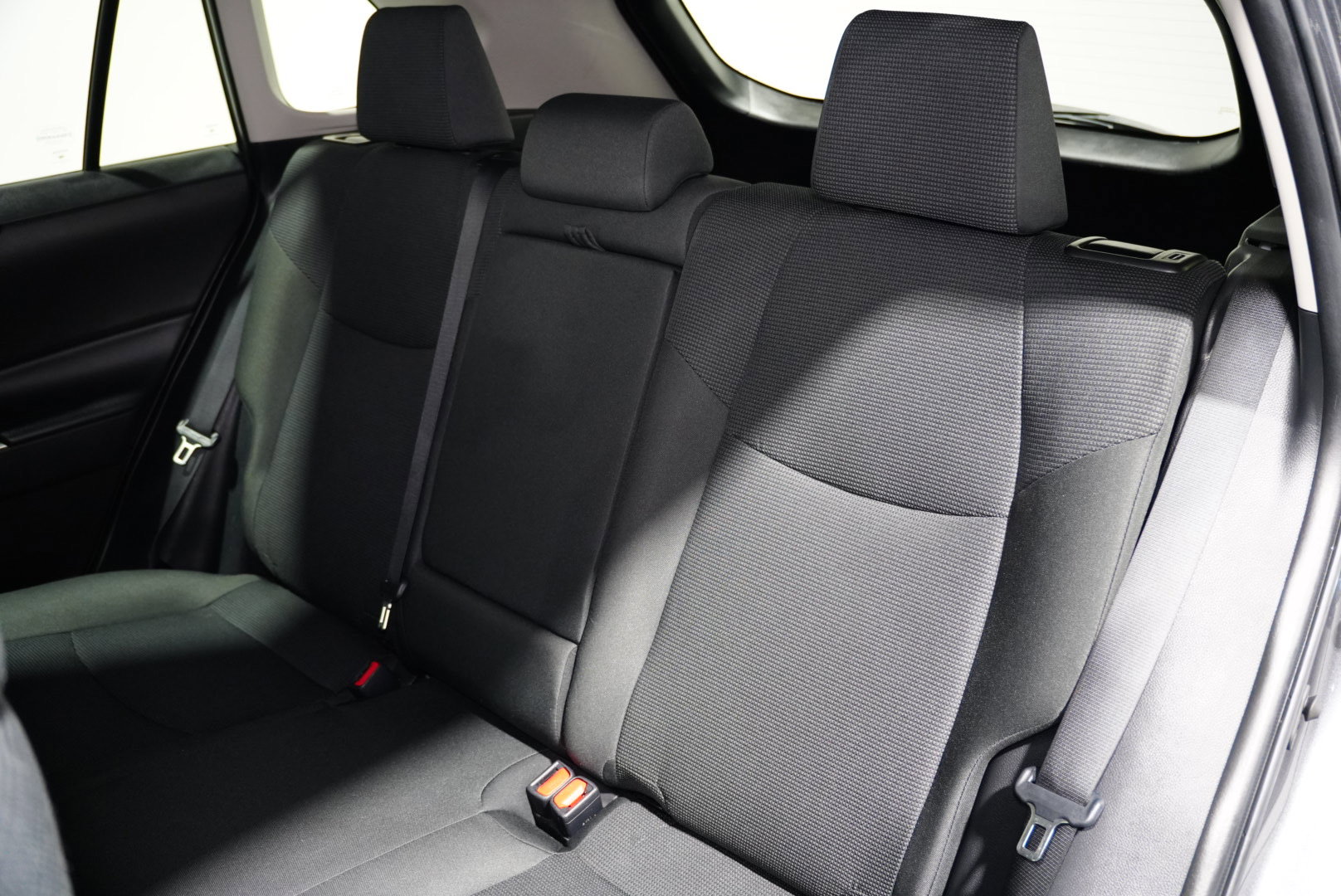 Used 2024 Toyota RAV4 LE image 17