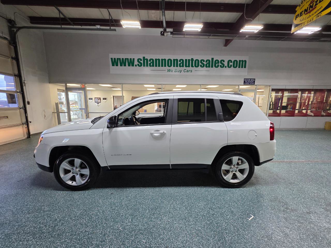 Used 2016 Jeep Compass Sport w/ Power Value Group image 11