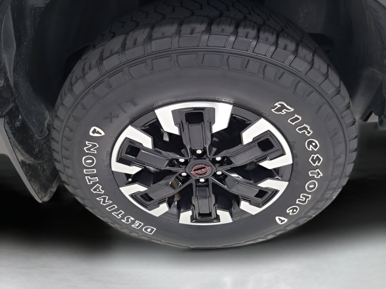 Used 2023 Nissan Frontier PRO-4X w/ Pro Convenience Package AWD/4WD image 9