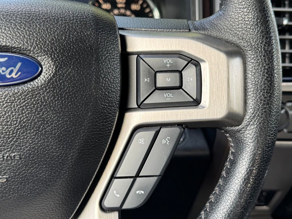 Used 2016 Ford F150 Platinum w/ Equipment Group 701A Luxury RWD image 32