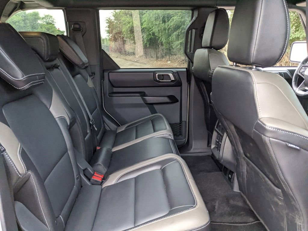 New 2025 Ford Bronco Outer Banks image 24