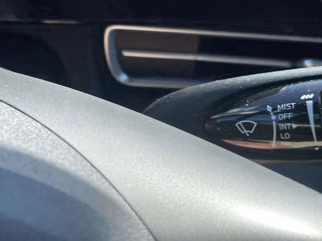 Used 2024 Hyundai Elantra SEL FWD image 27