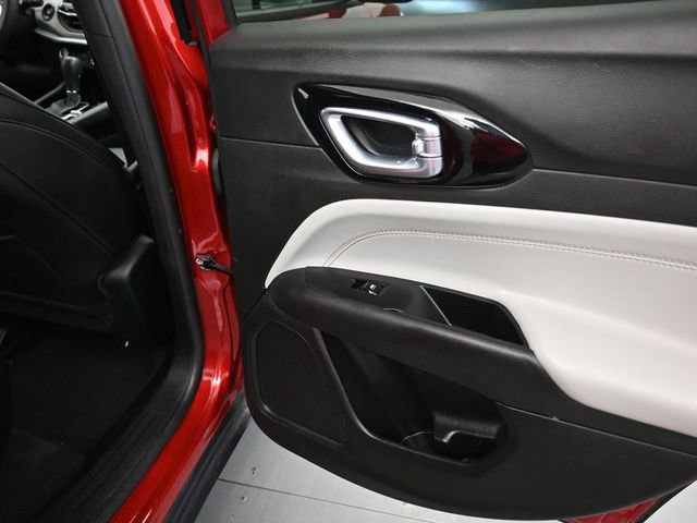 Used 2025 Jeep Compass Limited image 20