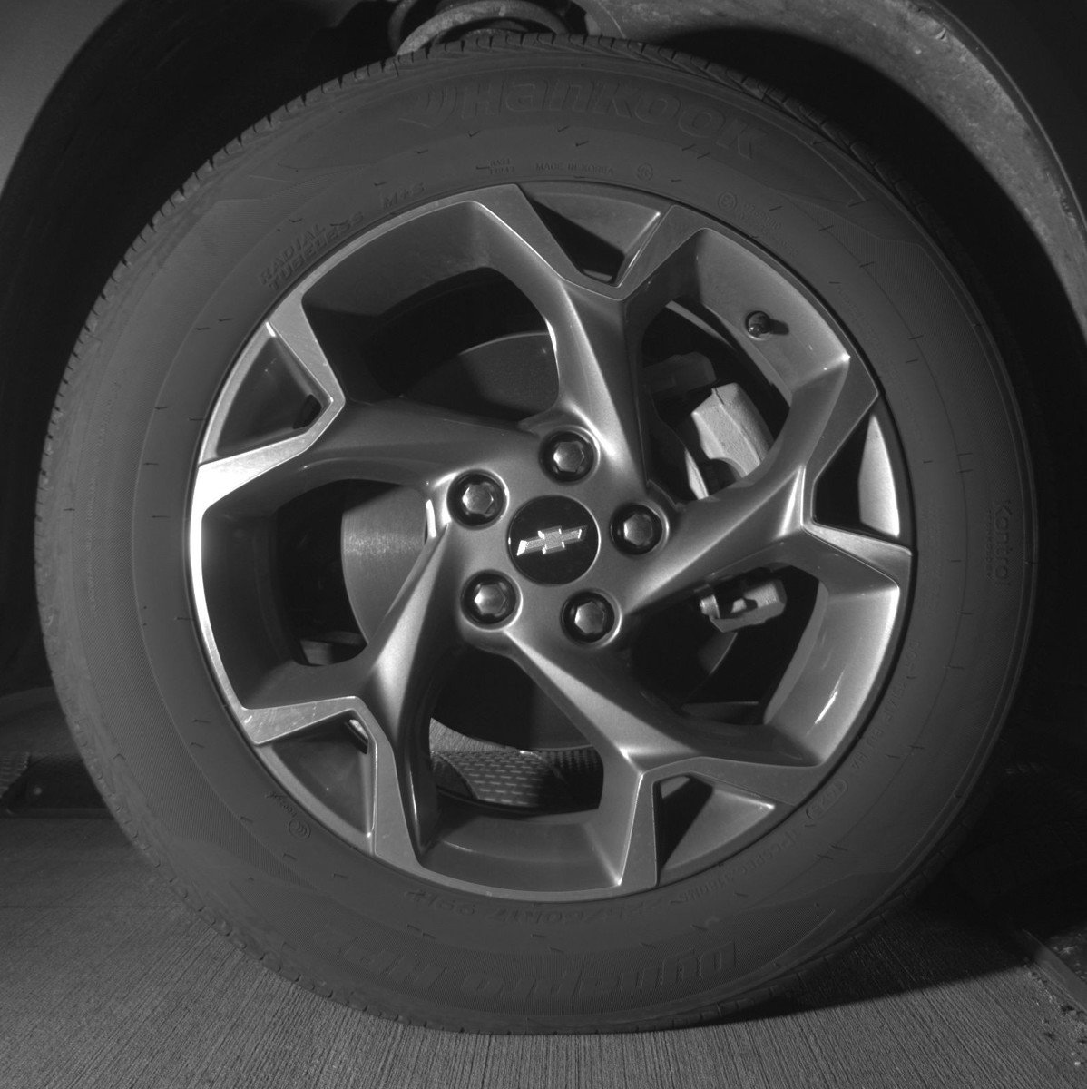Used 2025 Chevrolet Trax LT FWD image 13