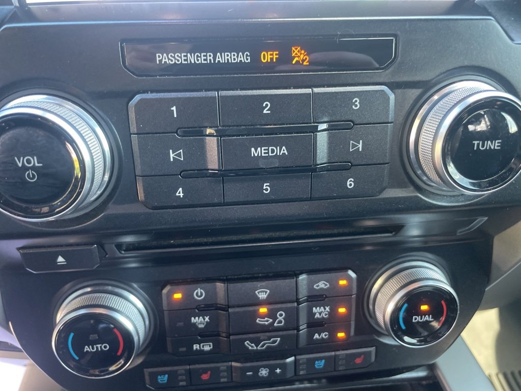 Used 2016 Ford F150 Lariat w/ Equipment Group 502A Luxury image 24