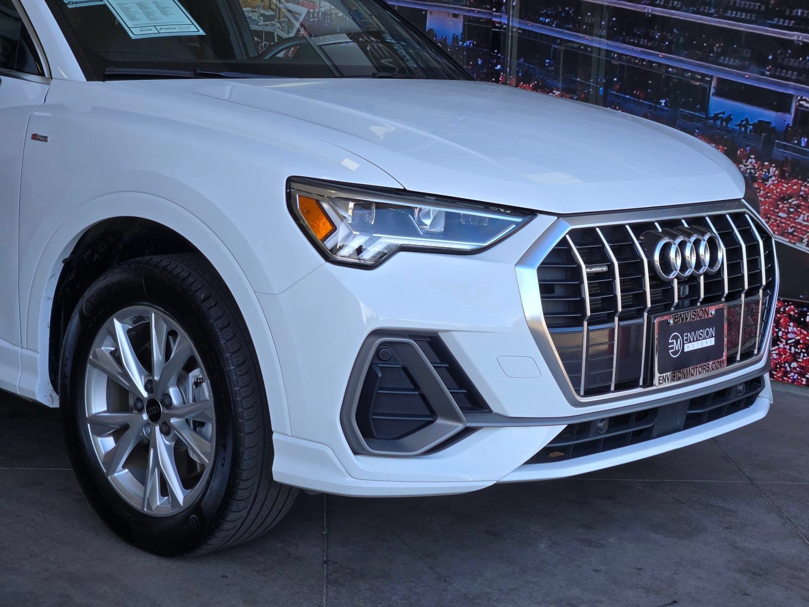 Used 2025 Audi Q3 2.0T Premium AWD/4WD image 2