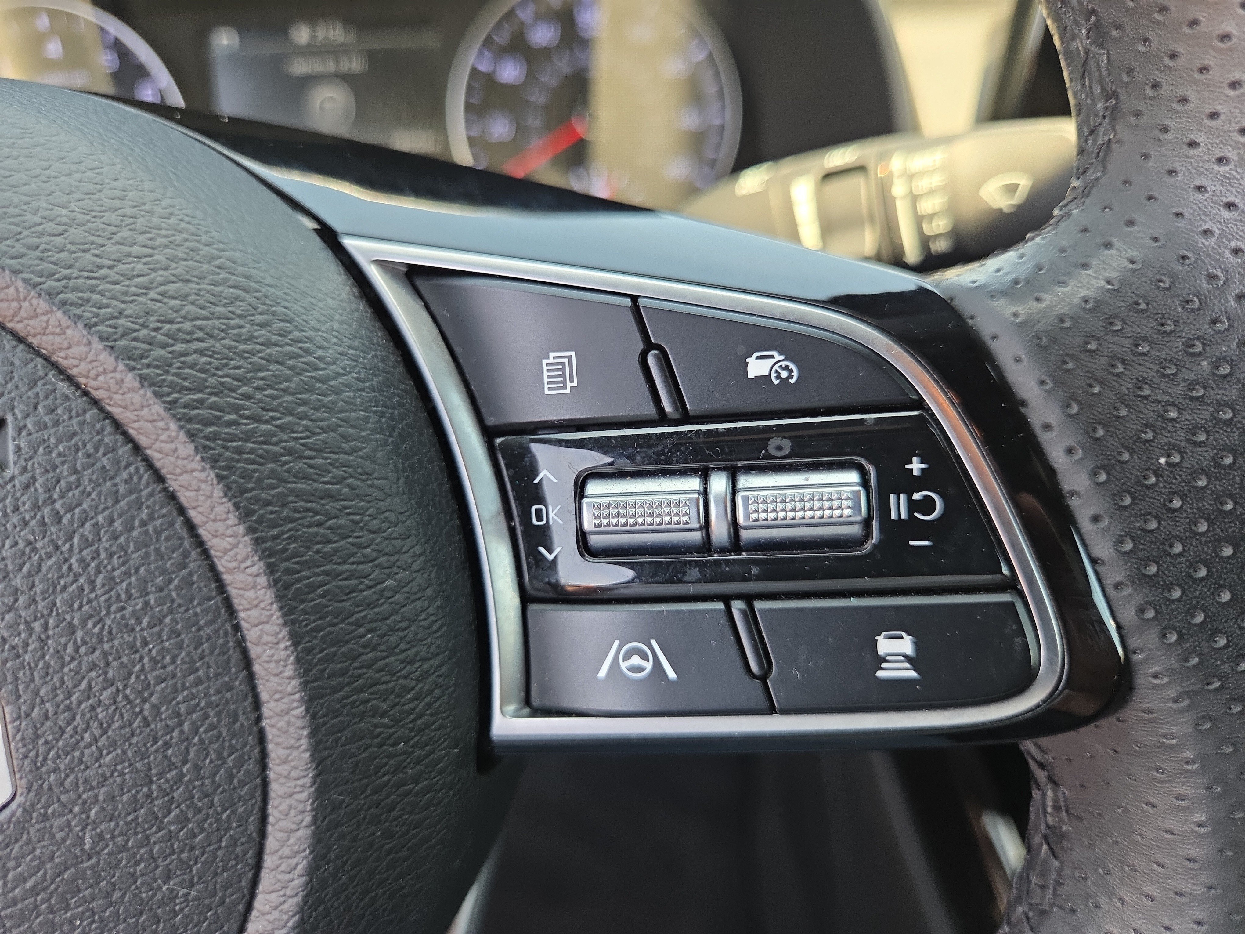 Used 2024 Kia Forte GT-Line FWD image 25