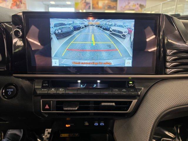 Used 2025 Toyota Camry SE w/ Multimedia Upgrade Package FWD image 25