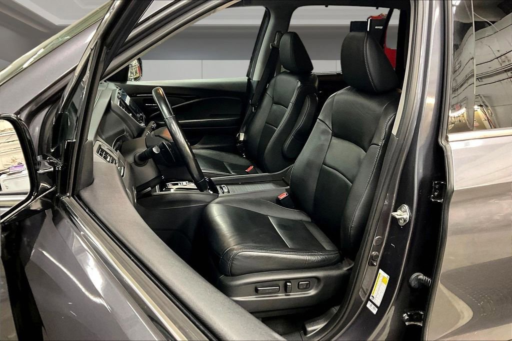 Used 2019 Honda Pilot Touring image 21