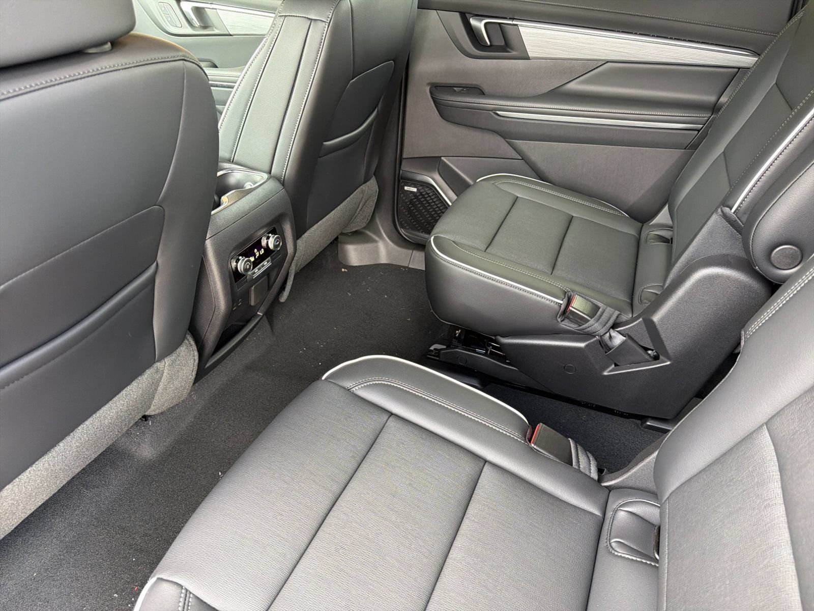 New 2026 Buick Enclave Preferred w/ Super Cruise Package FWD image 12
