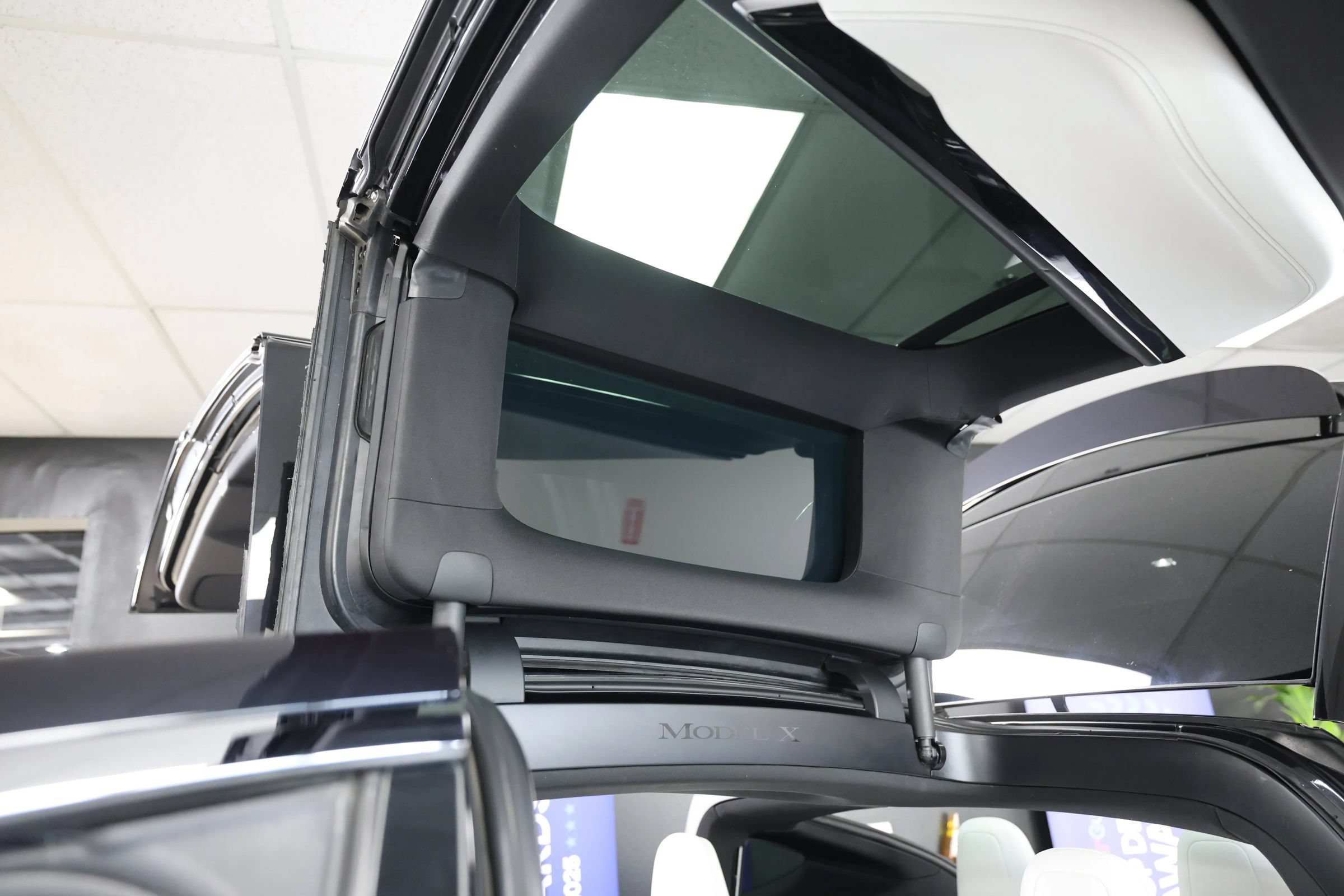 Used 2016 Tesla Model X 75D AWD/4WD image 47