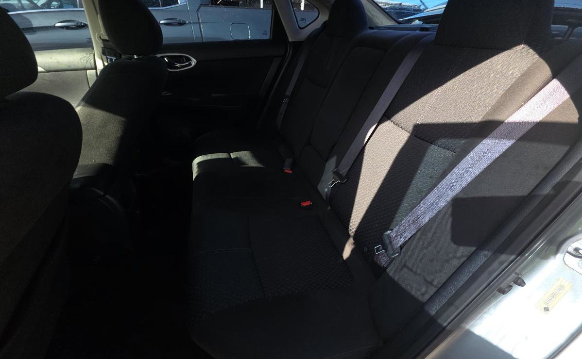 Used 2013 Nissan Sentra SR FWD image 11