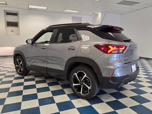 Used 2023 Chevrolet TrailBlazer RS w/ Sun and Liftgate Package image 5