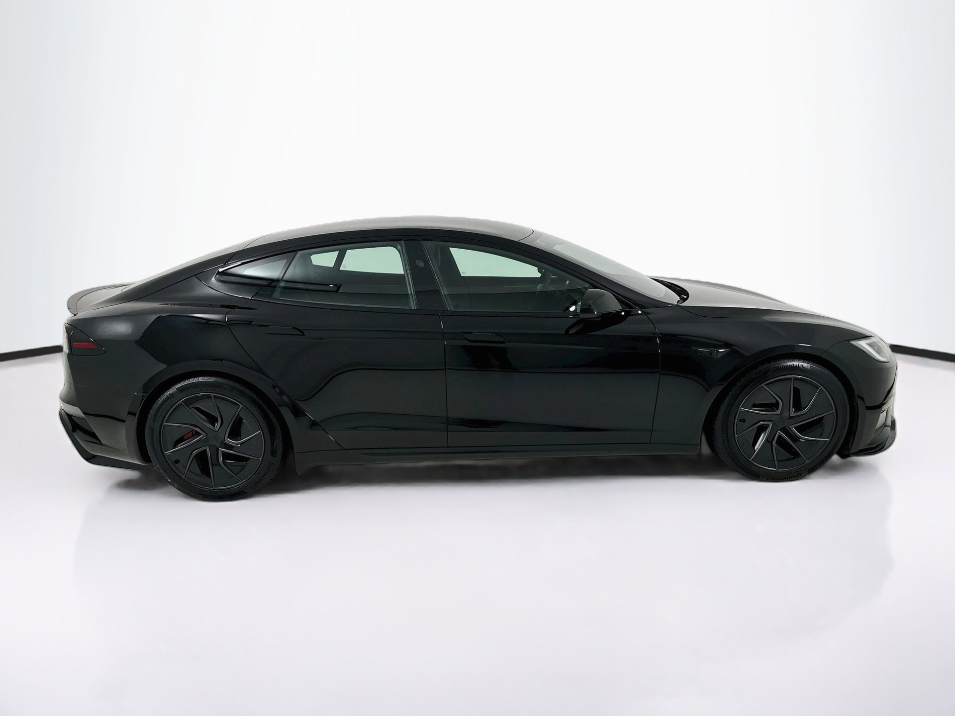 Used 2026 Tesla Model S Plaid AWD/4WD image 9
