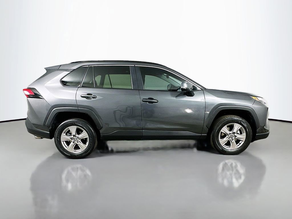 Used 2023 Toyota RAV4 XLE FWD image 9