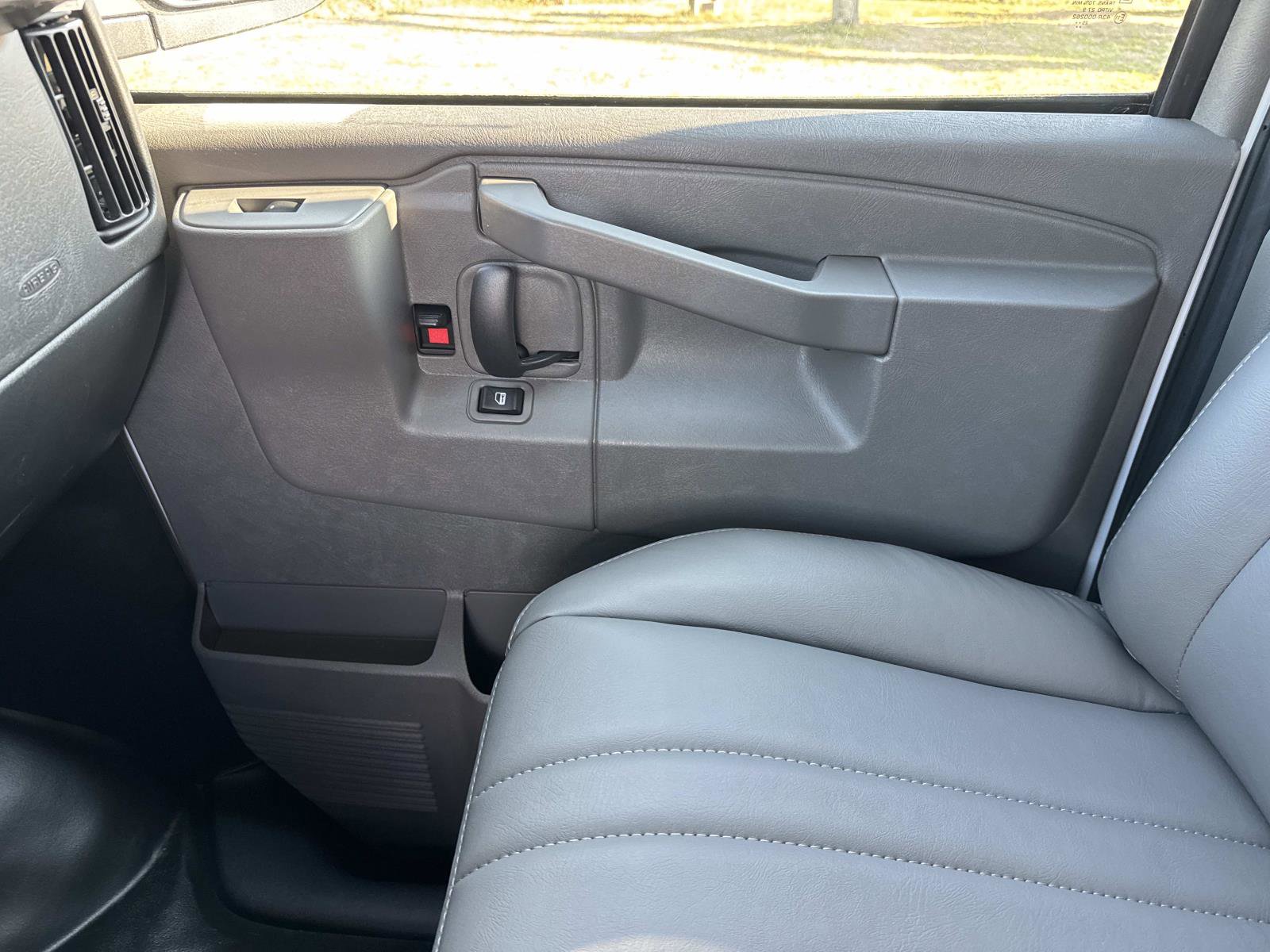 New 2026 GMC Savana 2500 w/ Driver Convenience Package image 23