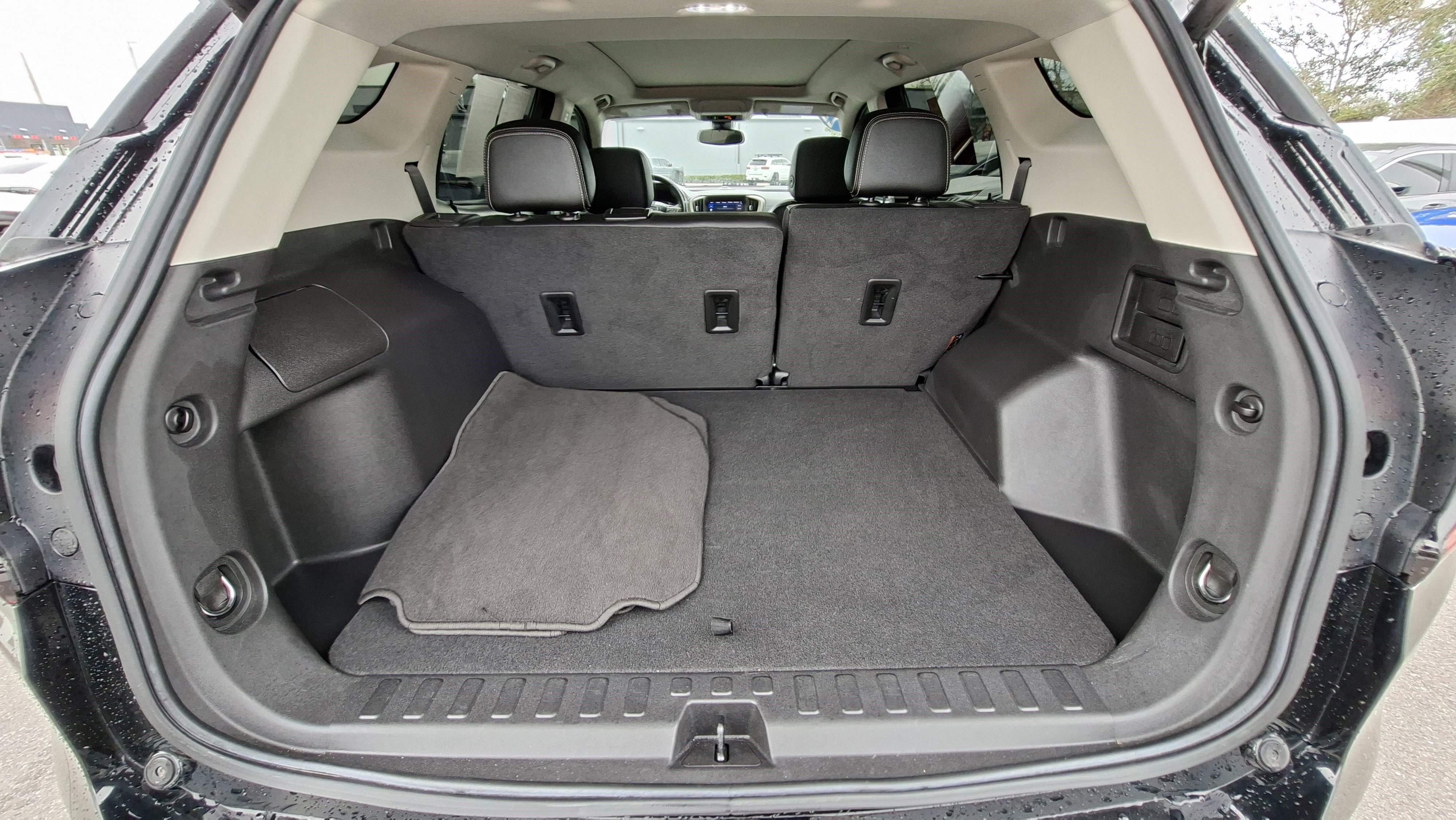 Used 2022 GMC Terrain Denali w/ Black Diamond Edition image 21