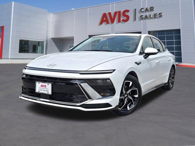 Used 2025 Hyundai Sonata SEL FWD image 1