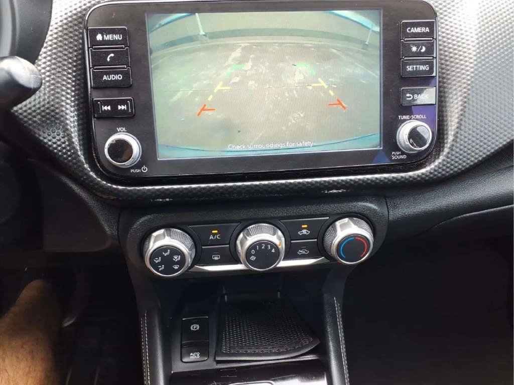 Certified 2023 Nissan Kicks SV FWD image 14