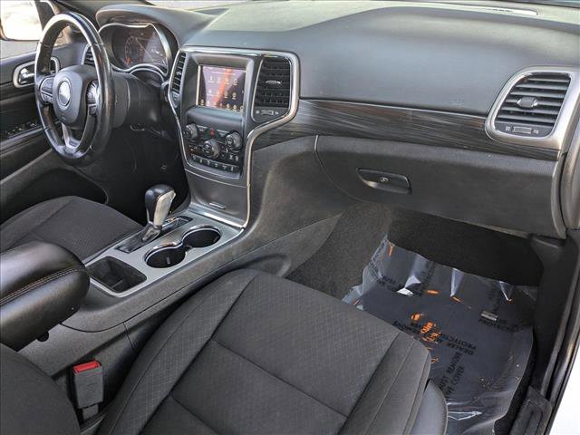 Used 2021 Jeep Grand Cherokee Laredo image 22