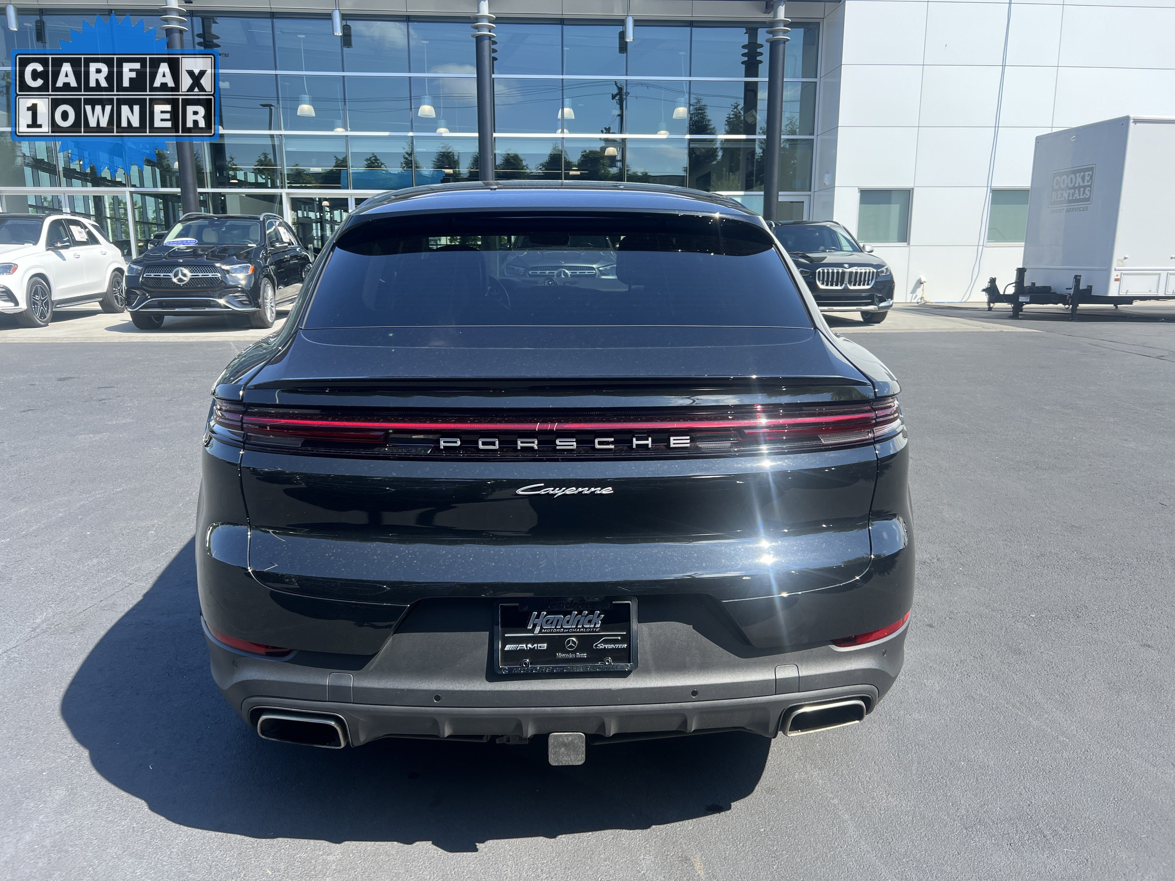 Used 2024 Porsche Cayenne Coupe AWD/4WD image 9