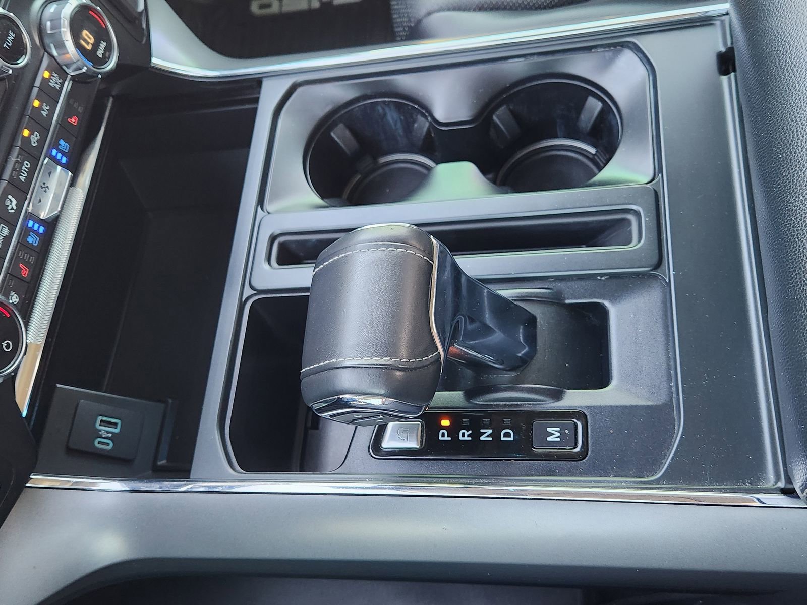 Used 2021 Ford F150 Lariat w/ Equipment Group 502A High image 24