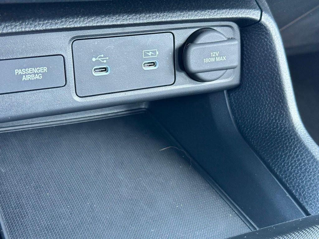 Used 2025 Honda Civic Sport image 15