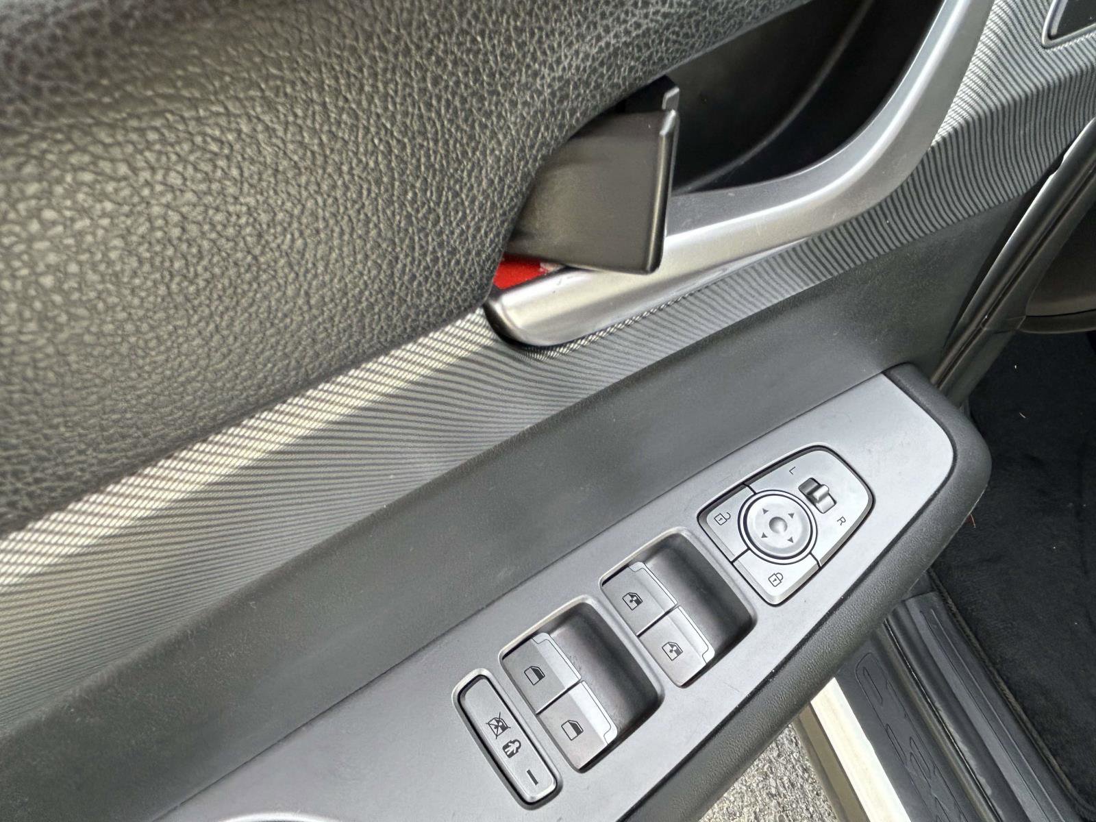 Used 2023 Hyundai Palisade SEL image 22