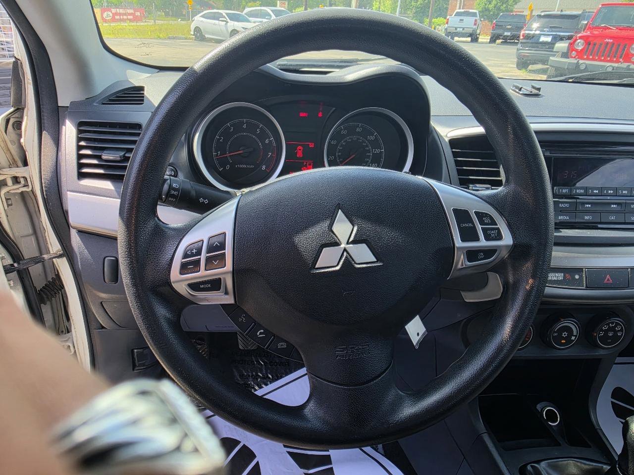 Used 2015 Mitsubishi Lancer ES FWD image 18