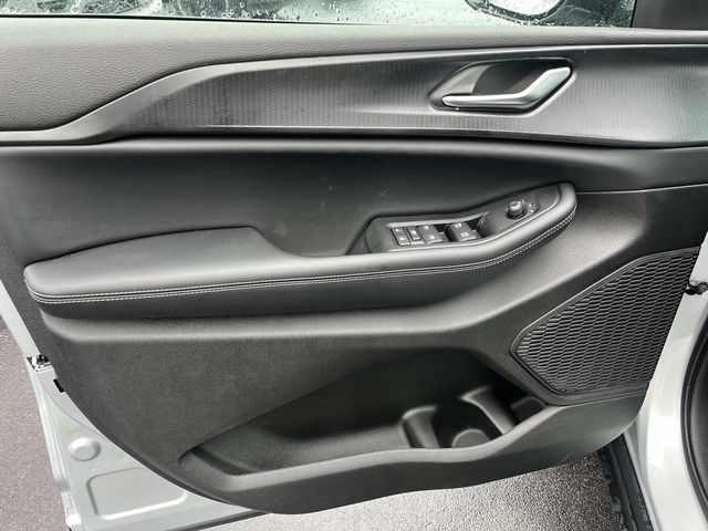 New 2025 Jeep Grand Cherokee Altitude AWD/4WD image 20