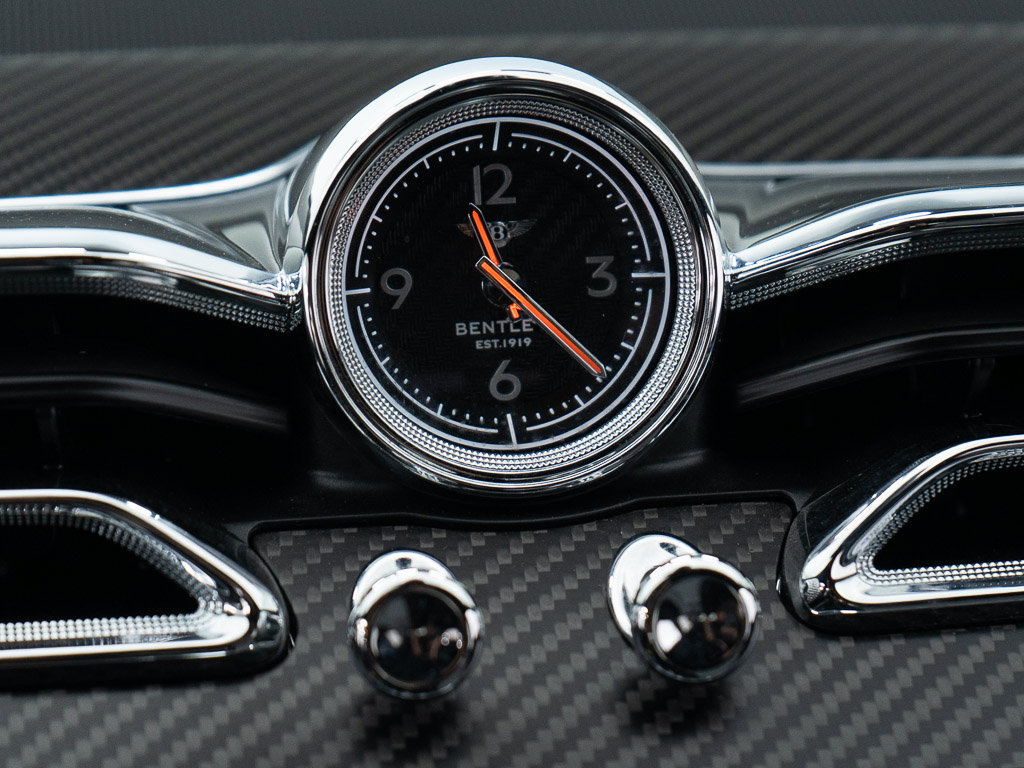 Certified 2022 Bentley Bentayga AWD/4WD image 40