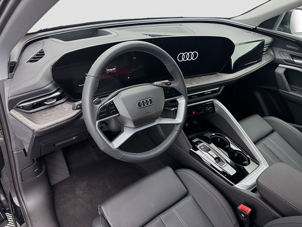 Used 2025 Audi Q5 Premium Plus w/ Premium Plus AWD/4WD image 10