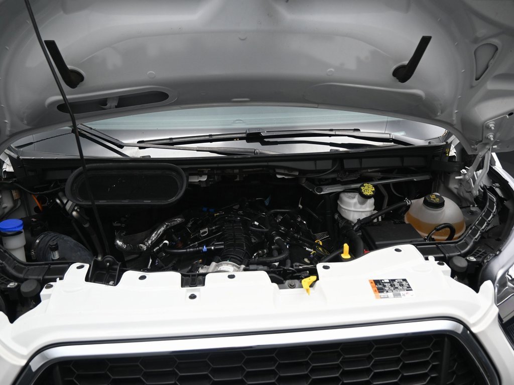 Used 2024 Ford Transit 350 XLT image 38