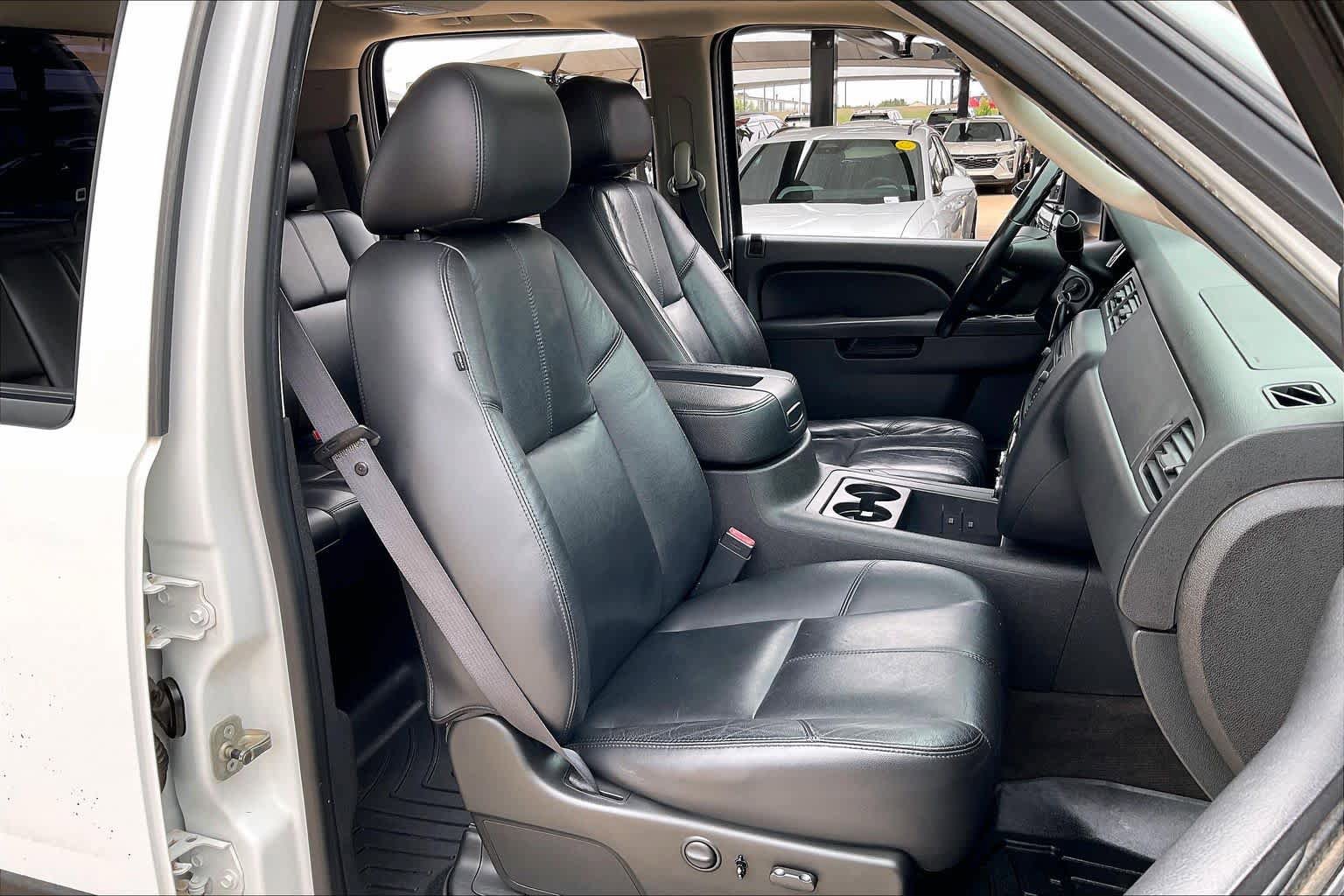 Used 2011 Chevrolet Silverado 1500 LTZ w/ LTZ Plus Package AWD/4WD image 9