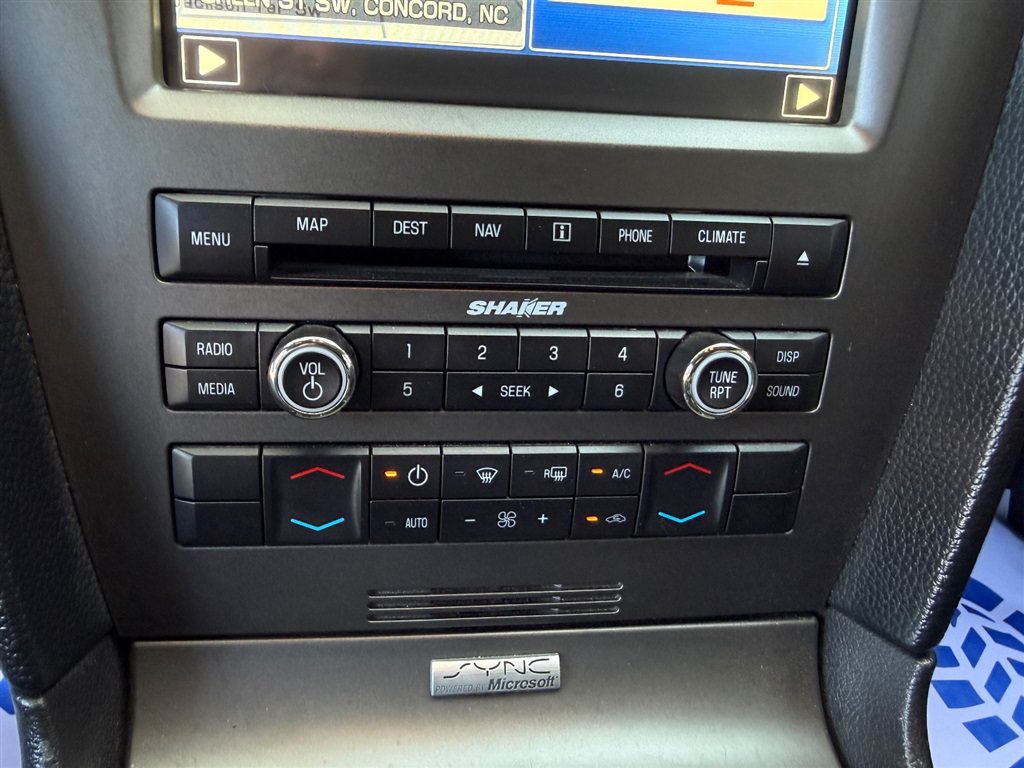 Used 2013 Ford Mustang Shelby GT500 RWD image 38