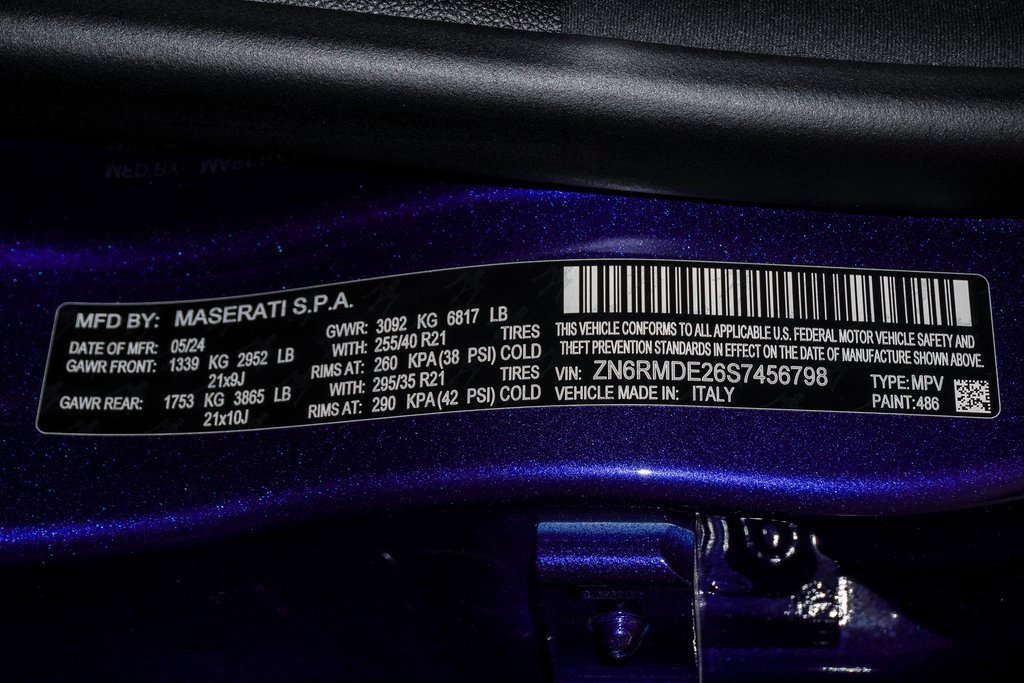 Certified 2025 Maserati Grecale Folgore image 29